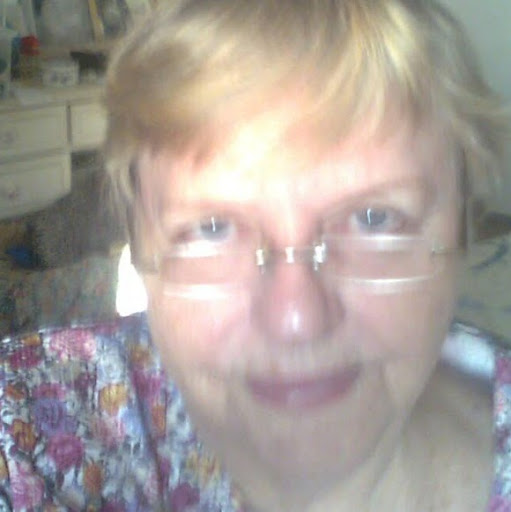 Celia Sparks Photo 6