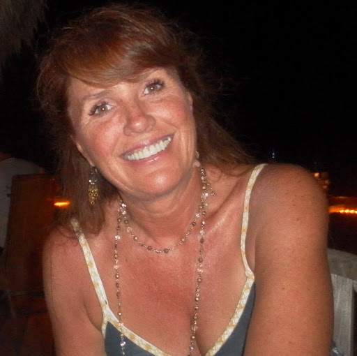 Lisa Hendricks Photo 31