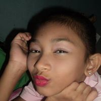 Kristine Molina Photo 14