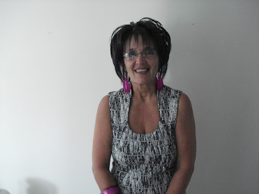 Suzanne Bouchard Photo 29