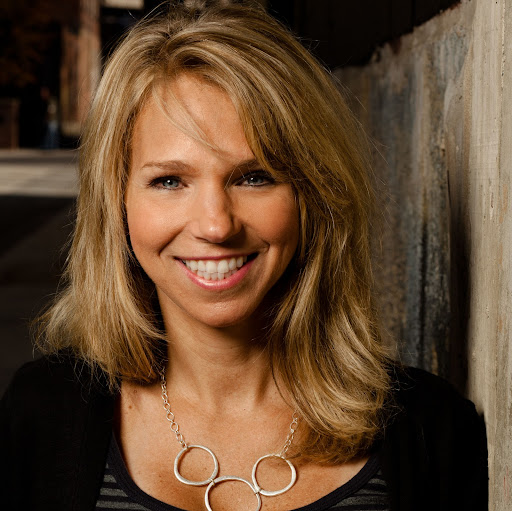 Renee Harrison Photo 23