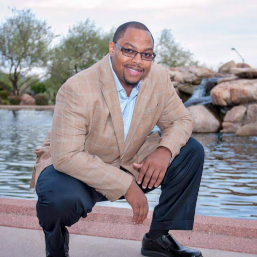 Clarence Young Photo 26