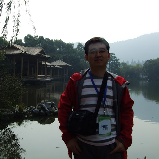 David He Photo 19