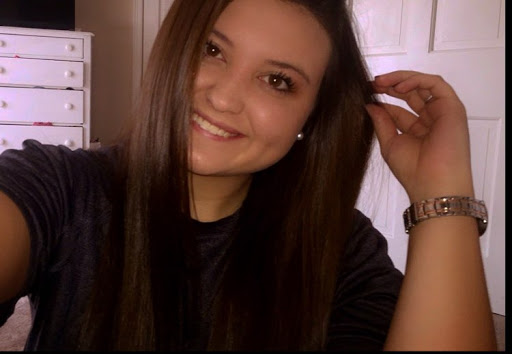Abigail Young Photo 34