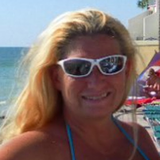 Lori Wakefield Photo 26