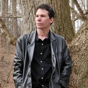 Jonathan Simpson Photo 35