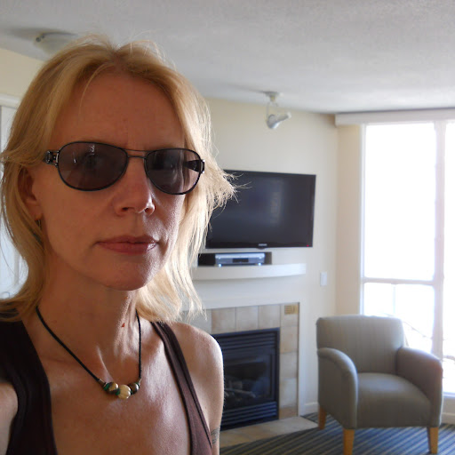 Elizabeth Stringer Photo 29