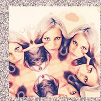 Elise Welch Photo 20