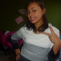 Joanna Gomez Photo 26