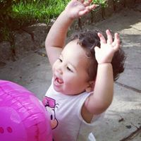 Helen Andrade Photo 20