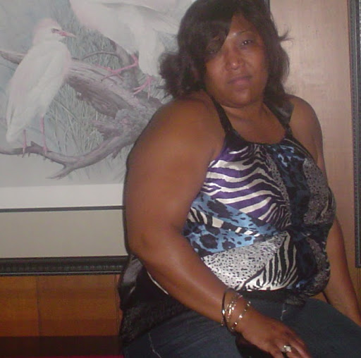 Yvette James Photo 35