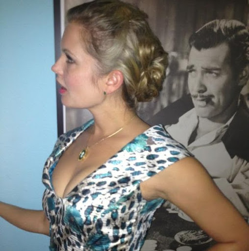 April Brooks Photo 36
