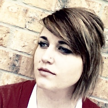 Elizabeth Jennings Photo 38