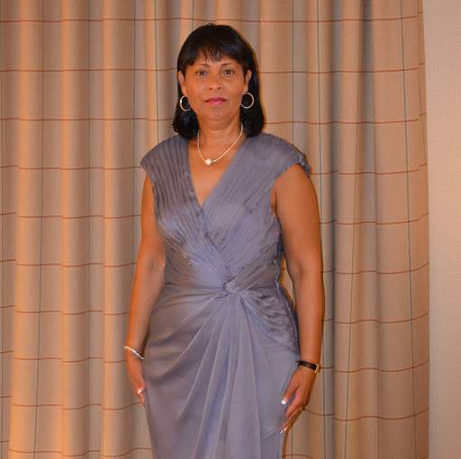Phyllis Morris Photo 14