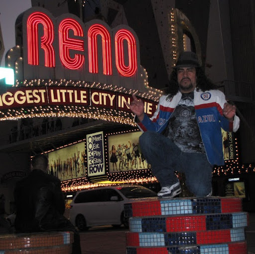 Roman Mendez Photo 4