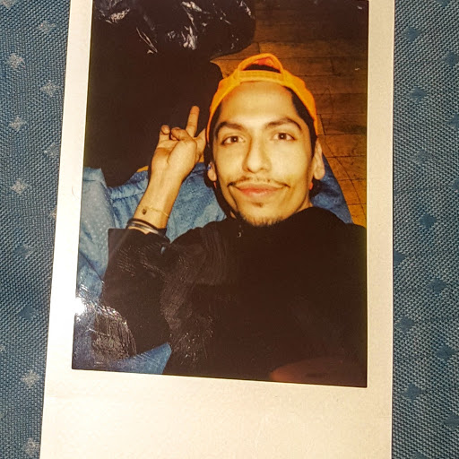 Leo Martinez Photo 27