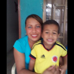 Kelly Barrios Photo 36