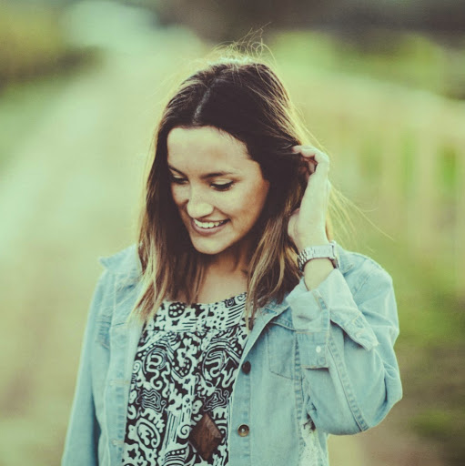 Sarah Potts Photo 26