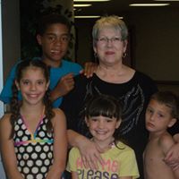 Darcy Gray Photo 17