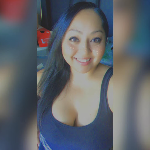 Monica Martinez Photo 39
