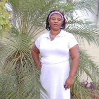 Maxine Moore Photo 18