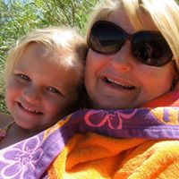 Debbie Mulhern Photo 4