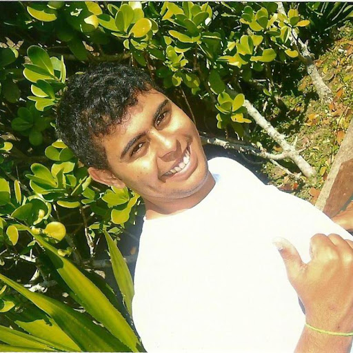 Arthur Santos Photo 40