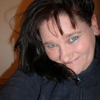 Michelle Watt Photo 31