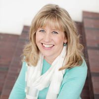 Amy Irvin Photo 27
