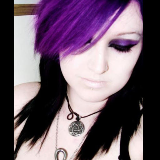 Rebecca Emery Photo 30