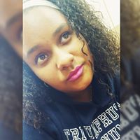 Angie Thomas Photo 24