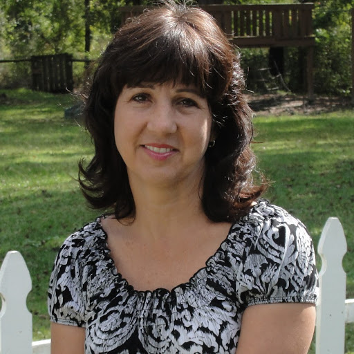 Kerri Brown Photo 13