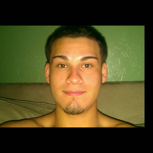Jonathan Gomez Photo 24