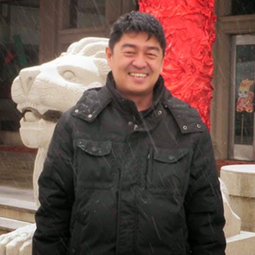 Desmond Tan Photo 5