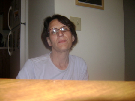 Debbie Hutchins Photo 7