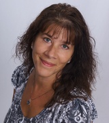 Lynn Forlini Photo 2