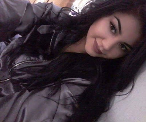 Gina Clarke Photo 3