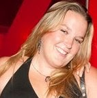 Melissa Robertson Photo 27