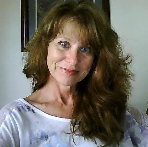 Carol Middleton Photo 33