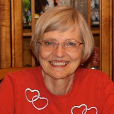 Joan Elliott Photo 37