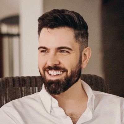 Adam Ellis Photo 38