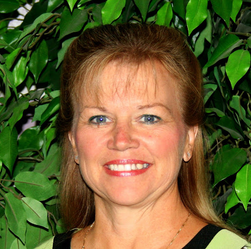 Sandra Tucker Photo 44