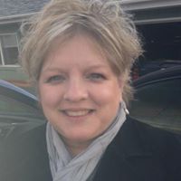 Elizabeth Newton Photo 8