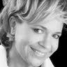 Elizabeth Dickens Photo 4