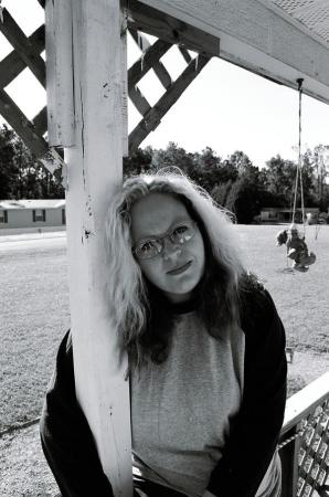 Jennifer Tew Photo 4