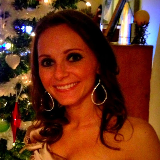 Melanie Cook Photo 32