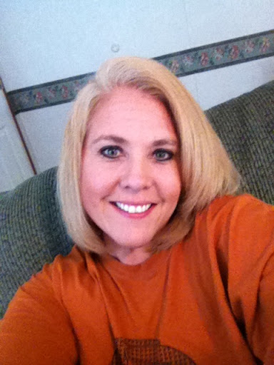 Shannon Wolfe Photo 9