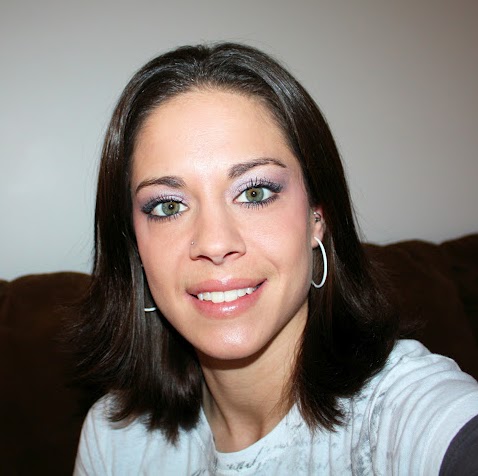Angela Rowland Photo 8