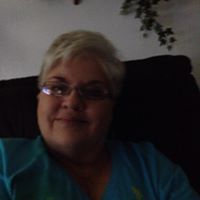 Julia Moore Photo 17