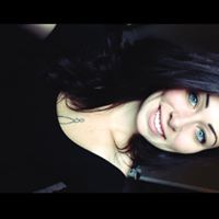 Julia Hemphill Photo 8